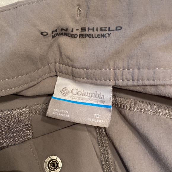 Columbia Omni shield size 10 gray pants - Picture 4 of 5